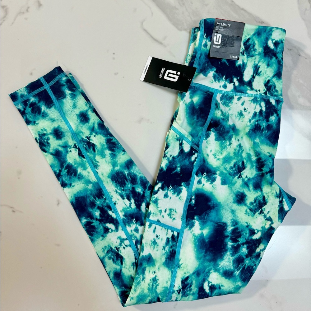 NWT - Women Leggings with side Pockets